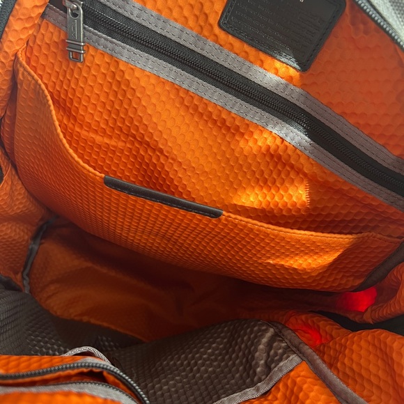 backpack travel bags BÉIS ‘The Backpack’ in Beige This office backpack also Patagonia Black Hole Cube Color:GL1-Cyber Lime Corduory YGroup_06011361
